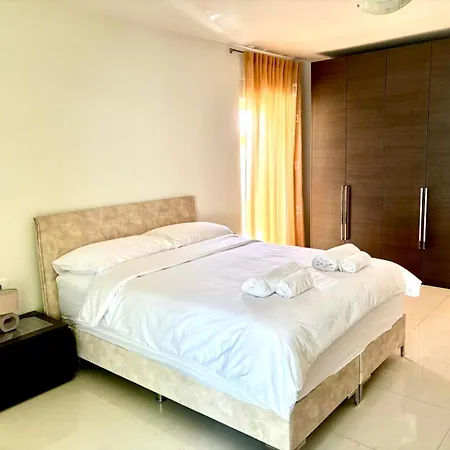 Delux 4 Stars Ariadne - 1 Min From * 索利纳