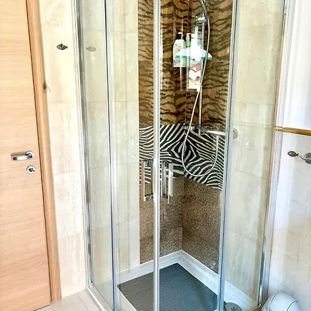 Delux 4 Stars Ariadne - 1 Min From Apartment *